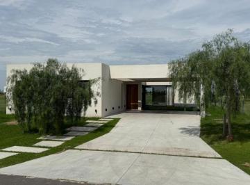 Casa de 4 ambientes, Funes · Casa 3 Dorm. - Vida Club de Campo
