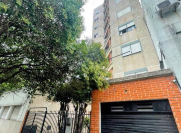 Departamento de 2 ambientes, La Plata · Departamento Al Frente con Balcón, Sol de Tarde.