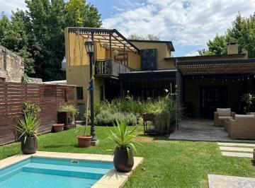 Casa · 150m² · 4 Ambientes · 3 Cocheras · Casa en Venta en Ezeiza La Unión