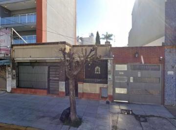 Terreno , La Matanza · Lote con 2 PH Ambos con Patio y Cochera Ideal Constructora