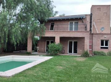 Casa · 220m² · 5 Ambientes · 2 Cocheras · San Isidro - Villa Allende. Córdoba