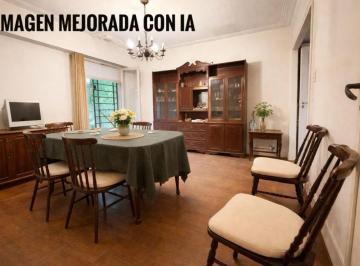 PH de 3 ambientes, Villa del Parque · PH en Venta a Refaccionar en Villa del Parque con Gran Terraza y Balcon Sin Expensas. Financiación.