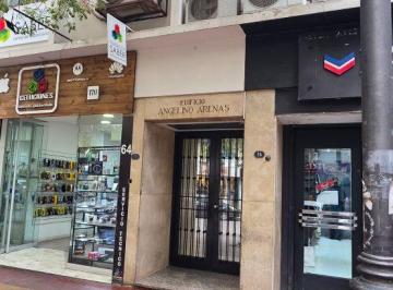 Oficina comercial de 2 ambientes, Ciudad de Mendoza · Micro Centro. espejo 70