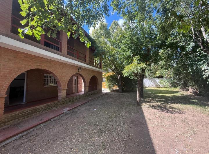 Casa · 90m² · 3 Ambientes · 1 Cochera