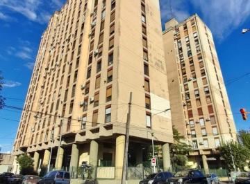 Departamento · 62m² · 4 Ambientes · Dto 4 Amb Amplio Luminoso y en Excelente Ubicacion.