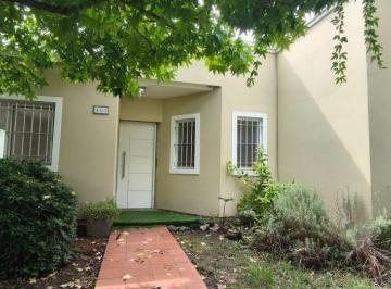Casa de 4 ambientes, La Plata · Alquiler Casa 3 Dorm. C/parque - 11 E/493 y 494 - Gonnet, La Plata