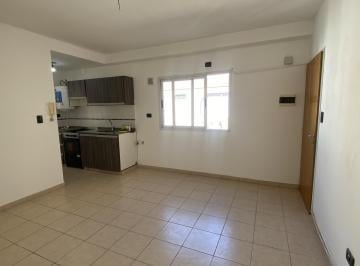 Departamento · 32m² · 2 Ambientes · Dpto - 2 Ambientes Interno - con Renta - Mansilla 400