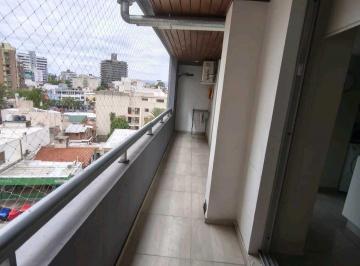 Departamento · 80m² · 1 Dormitorio · 1 Cochera · Oportunidad en Pleno Centro – con Piscina y Balcón y Vista