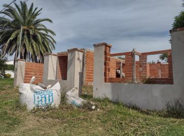 Terreno · 105m² · 3 Ambientes · Venta de Terreno con Estructura