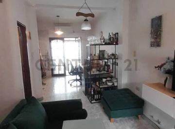 Casa · 145m² · 3 Ambientes · 1 Cochera · Venta Duplex La Plata