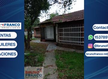 Casa de 3 ambientes, Escobar · Casa Quinta Sobre 3 Lotes en Venta con Pileta