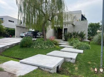 Casa · 420m² · 7 Ambientes · Casa en Venta en Ayres de Pilar, Pilar, G. B. a. Zona Norte