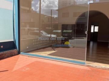 Foto1 · Local en Alquiler en Península $44.000, Punta del Este