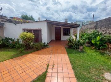 Casa · 61m² · 3 Ambientes · 1 Cochera · Venta Casa 3 Ambientes - Cochera y Jardin - Jose C Paz
