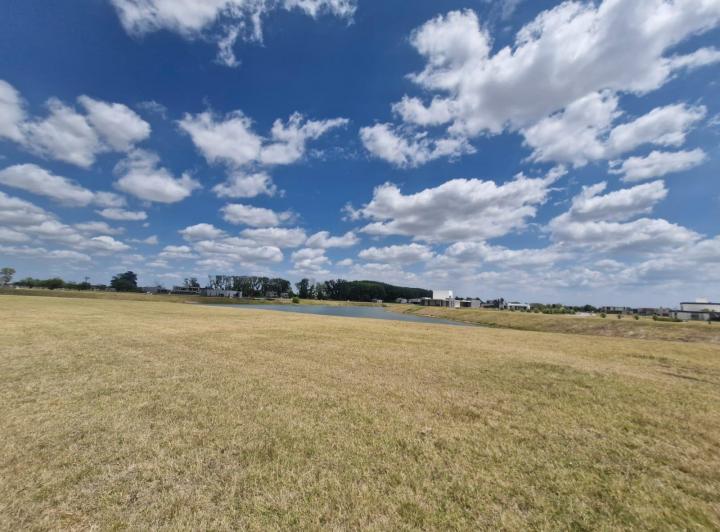 Terreno · 1459m²