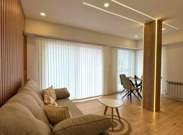 Departamento · 74m² · 3 Ambientes · Departamento de Tres Ambientes a La Calle con Balcón Terraza, Santiago del Estero 1789, Centro