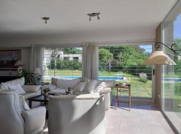 Casa de 7 ambientes, Villa Allende · Villa Allende Golf Casa de 3 Dorm.