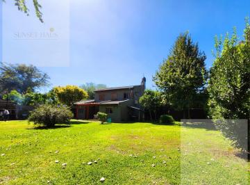 Casa · 170m² · 4 Ambientes · Venta Casa 4 Ambientes de Vichenzo Grande Pilar