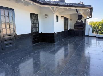 Departamento · 83m² · 5 Ambientes · Departamento en Venta - 3 Dorm. 2 Baños - Mataderos
