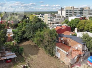 Terreno · 300m² · Reservado - Terreno en Venta en San Pedro de 10 m de Frente X 30 m de Fondo – Excelente Ub