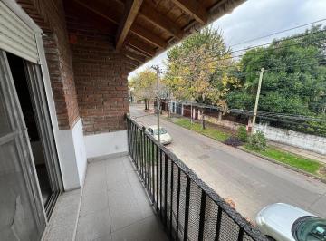 PH · 36m² · 1 Ambiente · PH Al Frente con Balcón por Escalera Villa Ballester