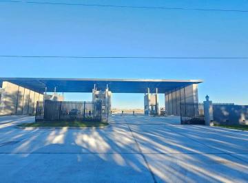 Terreno · 700m² · Gran Oportunidad! 2 Lotes en Venta Canning - Saint Thomas Chico - Ubicación Ideal Frente a Laguna - Ca
