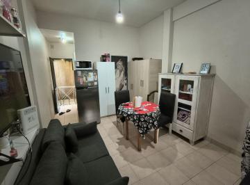 PH de 1 ambiente, Parque Chacabuco · Venta PH en Parque Chacabuco / Boedo. Bajas Expensas. Apto Crédito.
