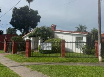 Casa · 544m² · 3 Dormitorios · 3 Cocheras · Casa en Venta Bo Obispo Piedrabuena