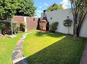 PH · 83m² · 3 Ambientes · 1 Cochera · Venta Casa PH 3 Ambientes V Madero Parque Cochera