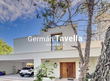 TAV-TAV-7182_3 · Venta Casa 7 Ambientes en Parque Leloir