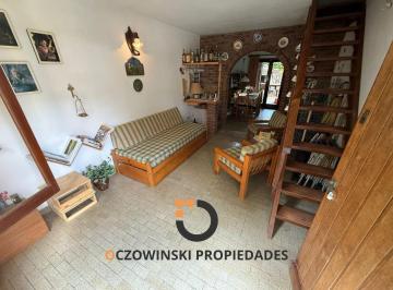 Casa · 45m² · 2 Dormitorios · 1 Cochera · Duplex 3 Ambientes en Venta (Oportunidad)
