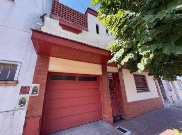 AVS-AVS-1251_2 · Departamento 4 Ambientes. | Lacarra 220