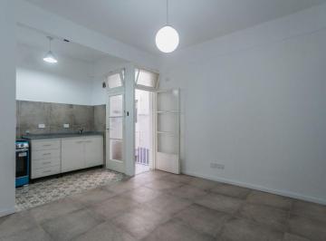 Departamento de 2 ambientes, Caballito · Caballito – 2 Ambientes Reciclado - Apto Crédito – Bajas Expensas – Excelente Ubicación