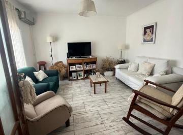 Casa de 3 ambientes, Lomas de Zamora · Hermosa Casa Totalmente Reciclada a Nuevo