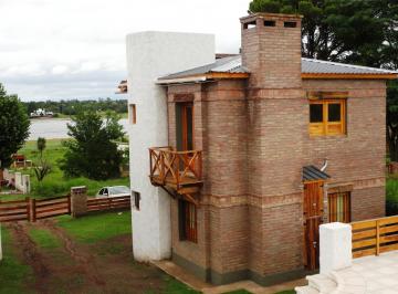 Casa de 4 ambientes, Villa del Dique · Complejo de Cabañas en Venta - Playa Grande, Villa del Dique