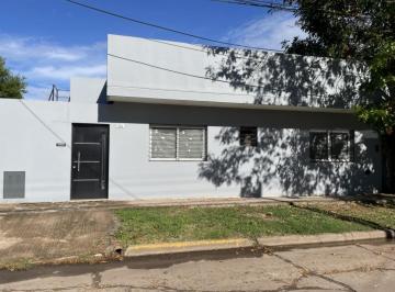 Casa · 80m² · 3 Ambientes · Casa 3 Ambientes Ituzaingo Norte