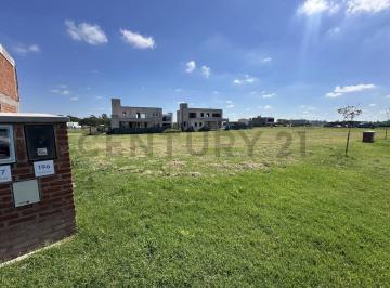 Terreno · 651m² · Lote en Venta en Barrio Village Plaza Bella Vista