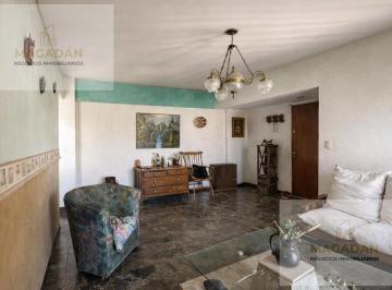 Departamento · 60ha · 3 Ambientes · Venta - Departamento de 3 Ambientes en Ramos Mejia - Apto Credito - Acepta Permuta