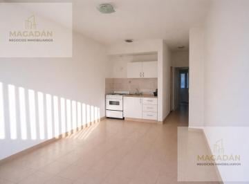 Departamento · 40ha · 2 Ambientes · 1 Cochera · Venta - Departamento 2 Am 40 m² - C/ Terraza Propia y Cochera - Apto Crédito - Acepta Permuta