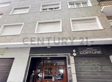 Departamento · 32m² · 2 Ambientes · Departamento 2 Ambientes Reciclado a Nuevo, Amoblado, Zona Centro, Mar del Plata