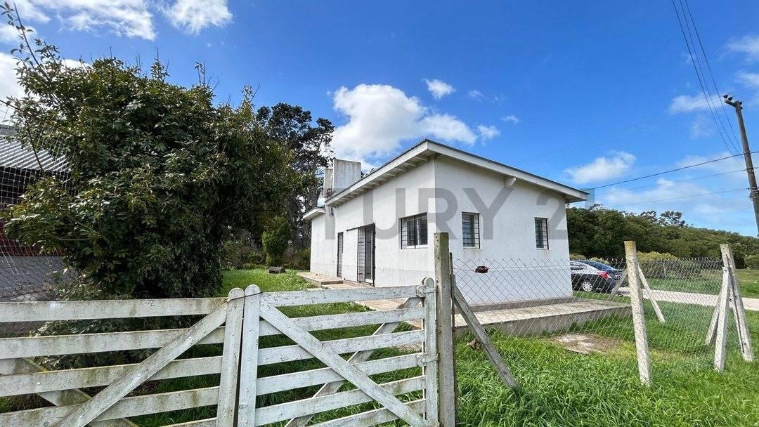 Casa 2 amb, 60m² en Los Acantilados — Oportunidad