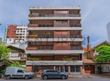 Departamento · 62m² · 3 Ambientes · 1 Cochera · Departamento 3 Ambientes C/cochera Plaza Mitre, Mar del Plata