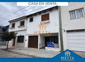 Casa de 6 ambientes, Salta · Pje La Tablada, a m de Av Bicentenario