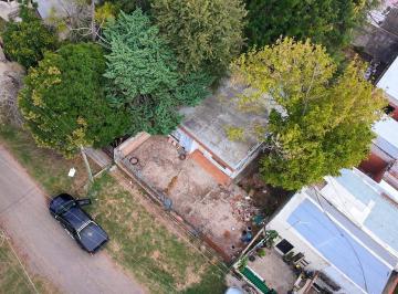 Casa · 400m² · 4 Ambientes · 3 Cocheras · Casa en Ituzaingó