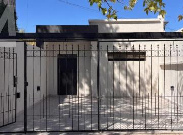 PH · 90m² · 4 Ambientes · 2 Cocheras · PH de 3 Dorm. a Estrenar en Venta, Tolosa!