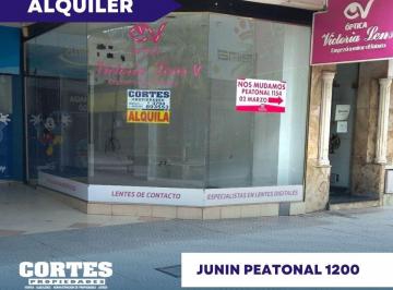 Local comercial , Corrientes · Local Comercial Peatonal Junin 1200
