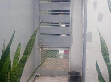 PH · 60m² · 3 Ambientes · Venta PH a 2 Cuadras de Crovara