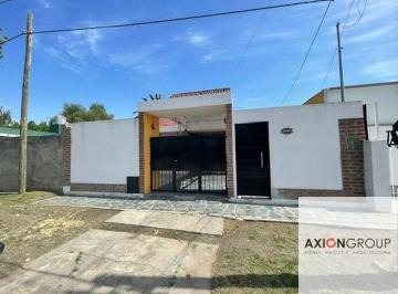 Casa de 4 ambientes, Berisso · Venta de Casa 15 N 2746 E 152 y 152 N - Berisso