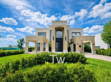 Casa de 6 ambientes, Ezeiza · Imponente Casa Premium – Terralagos, Canning (Ezeiza)