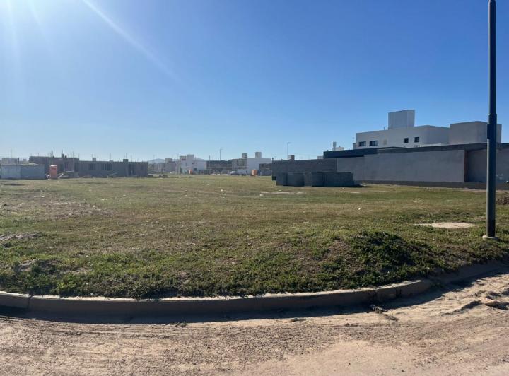 Terreno · 360m²